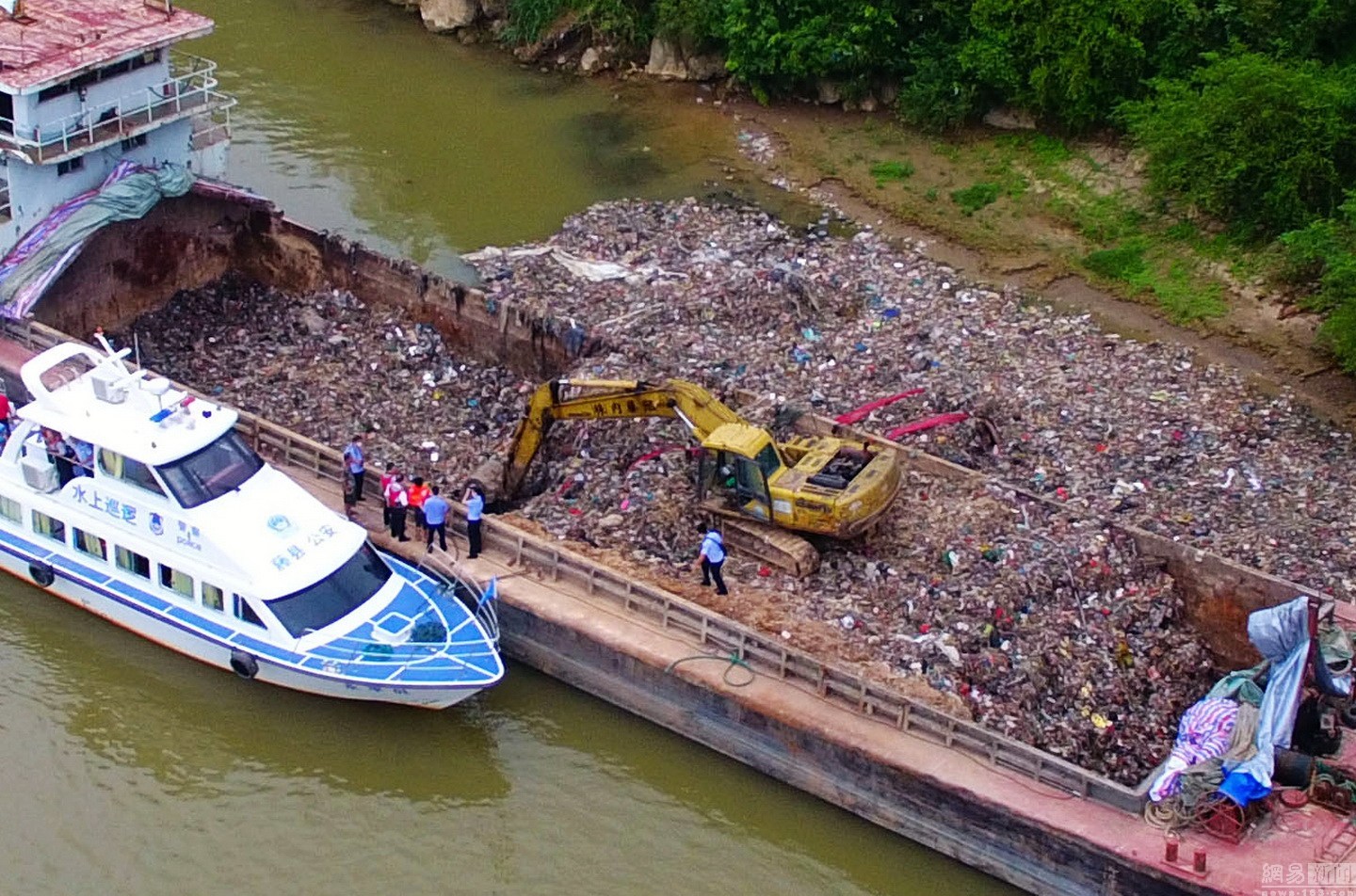 南京2020年将完成居民生活垃圾强制分类立法工作
